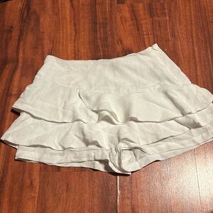 versona skort size 4